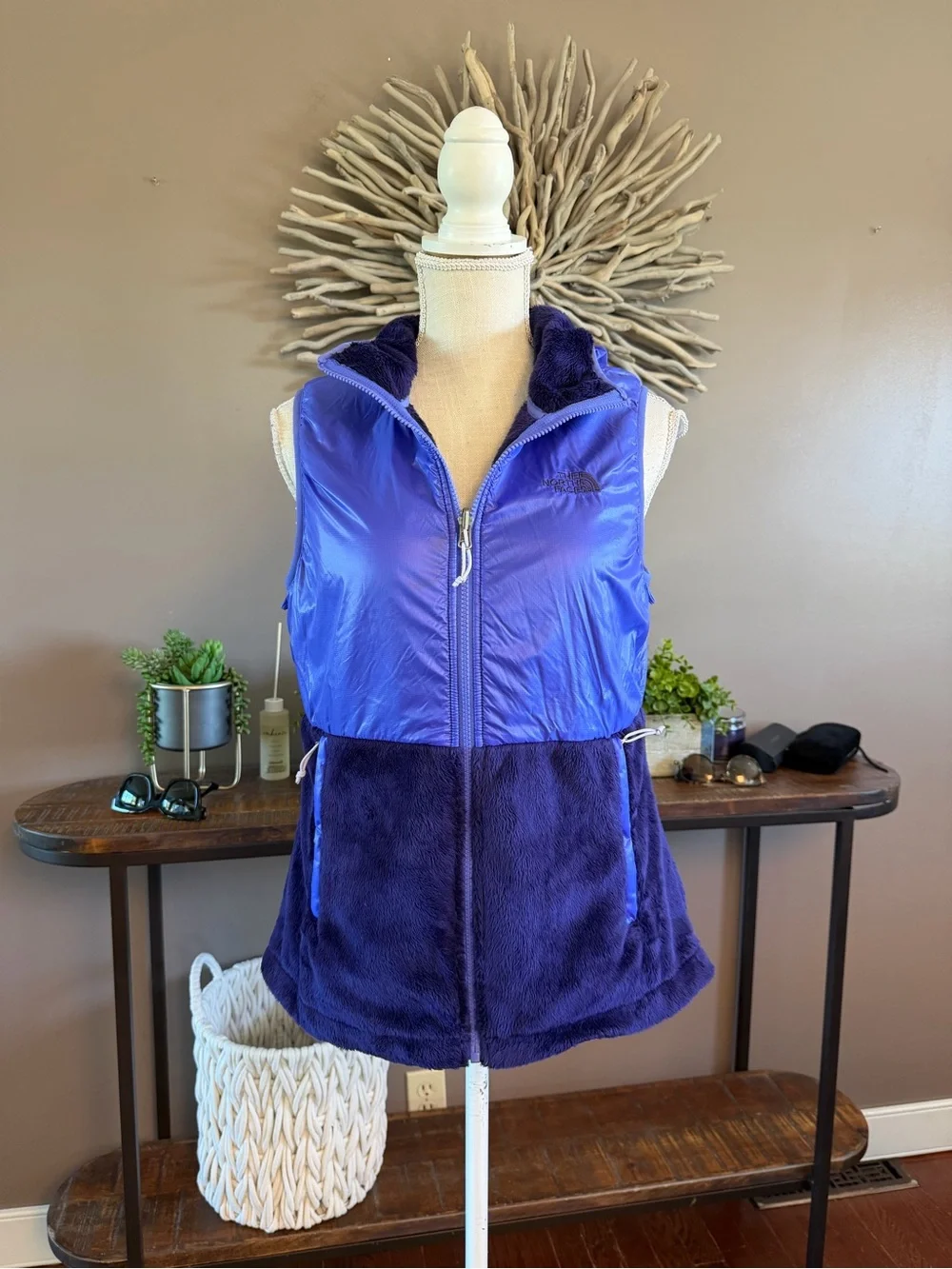 North Face zip up Vest in‎ purple with hood